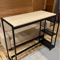 スタンディングデスクの画像