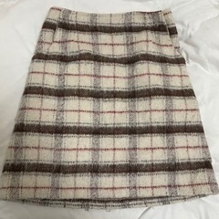 マジェスティックレゴン　チェックスカート