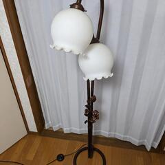 アンティークスタンドライト美品（取りに来られる方）
