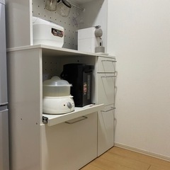食器棚、テレビ台、キッチン収納の画像