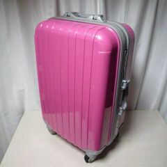 １～２泊程度に最適な！ピンクのキャリーケース　中古