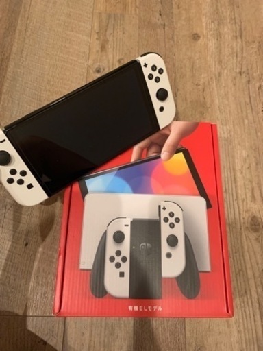 ニンテンドースイッチ　Nintendo Switch 有機ELモデル