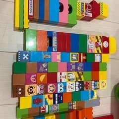 アンパンマン　はじめてのブロックワゴンとたのしいのりもの　118ピースの画像