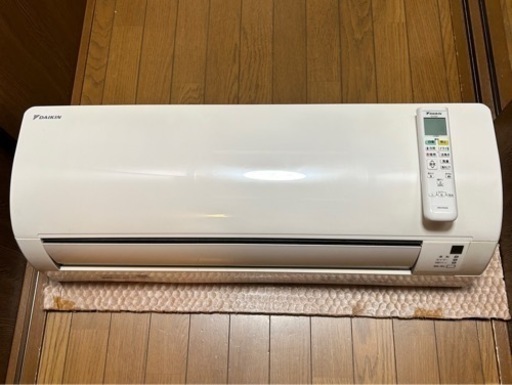 ダイキン ルームエアコン 2016年製　2.2kw