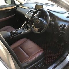 レクサスNX300h バージョンL の画像