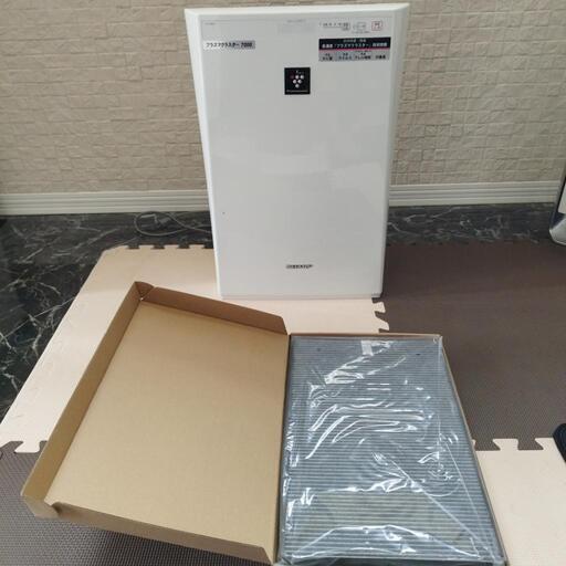SHARP　空気清浄機　新品のフィルター1枚付き