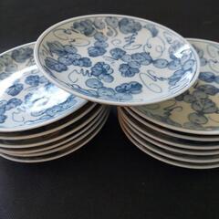 【新品】お皿13枚、16cmの画像