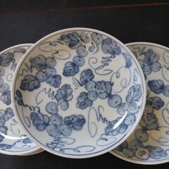 【新品】お皿13枚、16cmの画像