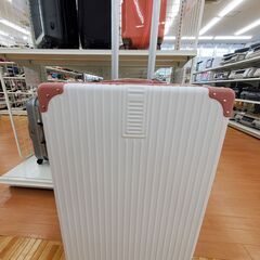 ★ジモティ割あり★  キャリーケース ピンク H71×D27×W45 クリーニング済み YJ086の画像
