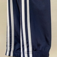 adidas ジャージ上下セットの画像