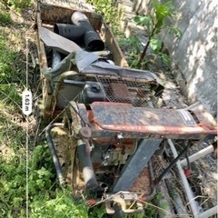 草刈機、運搬機、金属屑等の画像