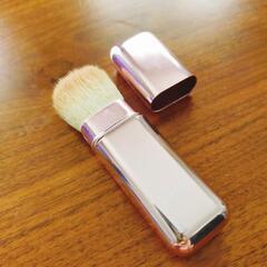 ディオール　チークブラシ