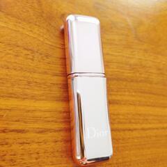 ディオール　チークブラシの画像