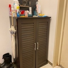 シューズボックス 