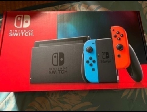 【取引中】Nintendo Switch  ネオンブルー・ネオンレッド