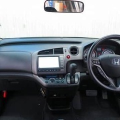 🔵オトロン🔵自社ローン・金利０%　🚗【ホンダ◎ストリーム　G】🚙の画像