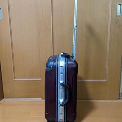 ☆6/2 15:00締切☆【1〜2泊用】えんじ色スーツケース【タイヤ不備あり】の画像