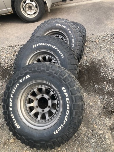 グッドリッチ 31×10.5R15 (265/70R16相当)