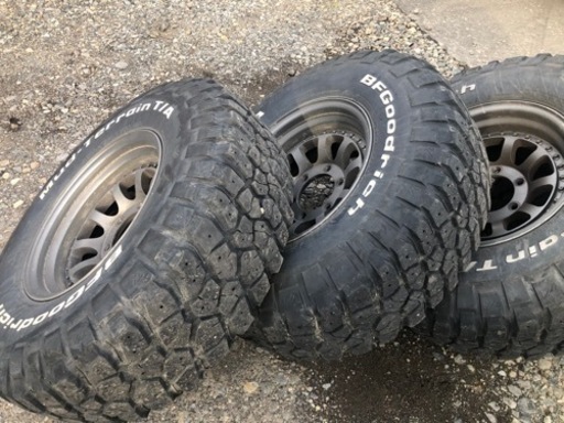 グッドリッチ 31×10.5R15 (265/70R16相当)