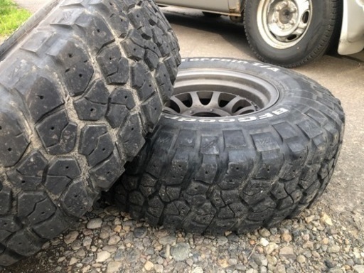 グッドリッチ 31×10.5R15 (265/70R16相当)
