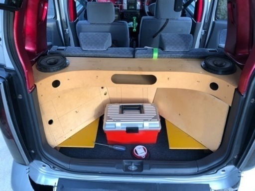 外向きウーファーの箱のみ。　制作途中