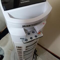 超超超激安♦️冷風扇YAMAZEN2020年製♦️リモコン付き♦️色々機能搭載♦️これからの季節にピッタリ猛暑対策に、熱中症対策に、節電対策に、お身体の為にもどうぞお役立て下さい♦️人気の品♦️省エネECO♦️冷房の弱い方にも♦️かなりお値打ちにお譲り致します♦️他のフリマにも載せて折りますのでご検討をお早めに宜しくお願い致しますの画像