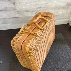 アンティーク バスケットの画像