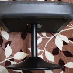 中古品　オットマン　足置き椅子　イスとしてもの画像