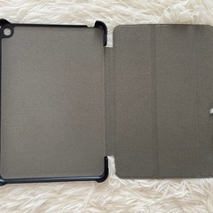 10世代 Fire HD 8 Plus タブレット32G (ケース/フィルム付)の画像