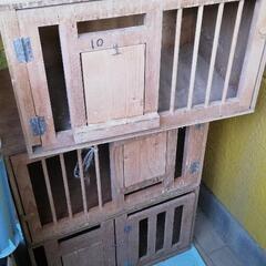 鳥小屋　一つの値段です。