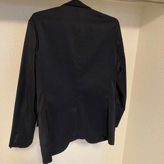 ユニクロ テーラードジャケット メンズ　春夏秋の画像