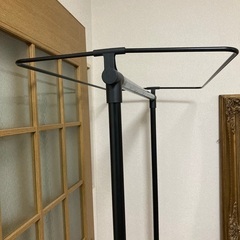 ハンガーラックの画像