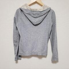 レースパーカーの画像