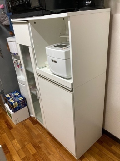 食器棚(ニトリ)