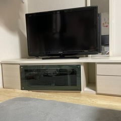 ニトリテレビ台角用お話中です。