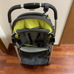 ベビーカー
