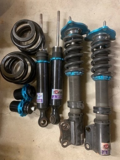 ヴォクシー　70 車高調　イデアル　IDEAL