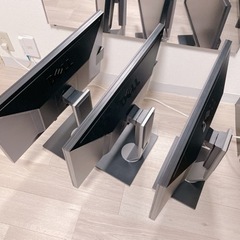 DELL 24インチ ワイドモニター 3枚セットの画像