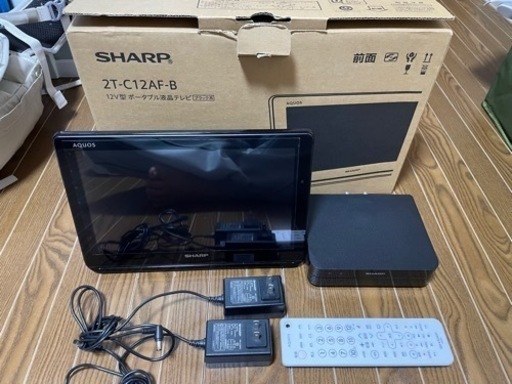 シャープ ポータブル液晶テレビ 防水 ワイヤレス設計 AQUOS ブラック 12V型 2T-C12AF-B 中古