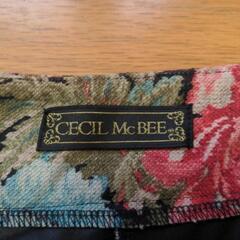 さらに！最終価格！値下げしました！CECILEMcBEEキュロットスカートの画像