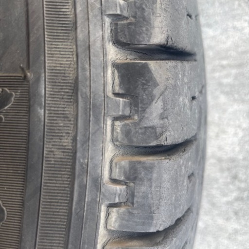 ハイエース　キャラバンタイヤ195/80R 15