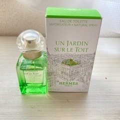 エルメス  屋根の上の庭　30ml