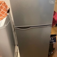 冷蔵庫　差し上げます。