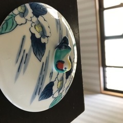 陶器の小物入れの画像