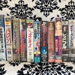 【取引決定しました】懐かしい　アイドルVHSテープなどの画像