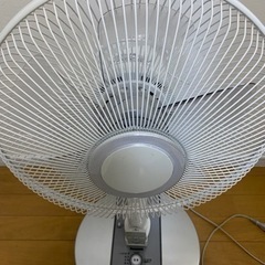 Panasonic  扇風機 1/fゆらぎ 温度センサー搭載 リモコン付 の画像