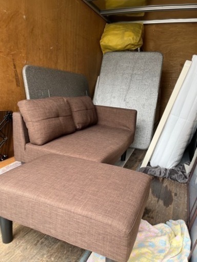 値下げ！中古　美品　早い物勝ち　2〜3人掛けソファー