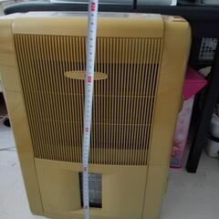 ジャンク品　除湿器SHARP DW-801Wの画像