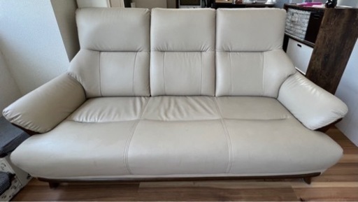ニトリ56,900円　使用半年　3人掛け