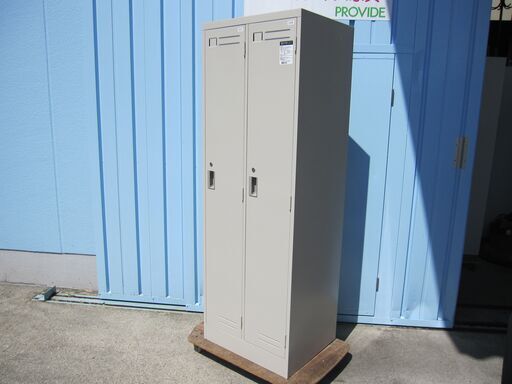 2人用ロッカー　鍵あり　ニューグレー　コクヨ製　LK-2F1C　※業販不可